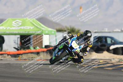 media/Oct-30-2025-Racers Edge (Thu) [[dabbdaf680]]/2-A Group/Session 2 (Turn 16)/